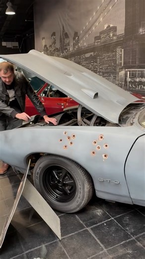 Da steht er … der Original Punisher GTO. Gebaut wurde er von Cinema Vehicle Services (CVS) in North Hollywood. @automuseum.melle #stadtmelle #pontiacgto #muscelcar #musclecarzone #cinemavehicleservices | Automuseum Melle gGmbH