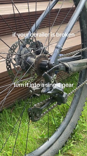 Transform Your Broken Derailleur into a Single Gear