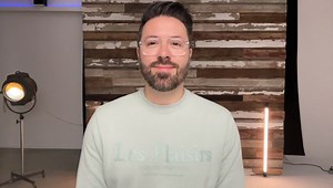 14K views · 735 reactions | WFH, Netflix binges, endless scrolling? If your screen time has increased during the pandemic like it has for so many, then you should check out the blue-light block that can be added to your lenses! Thanks to Wisconsin Vision / Heartland Vision for this invaluable resource ... gotta take care of those eyes so you can keep coming to see me in concert 兩邏 | Danny Gokey | Facebook