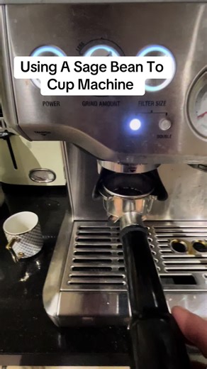 Getting that coffee house taste at home couldn’t be easier than with the Sage coffee machine . The smell of fresh coffee is just mesmerising, as is the noise . #sagecoffee #asmr #Coffeemachine #Beantocup #tiktokmademebuyit@Sage Appliances UK