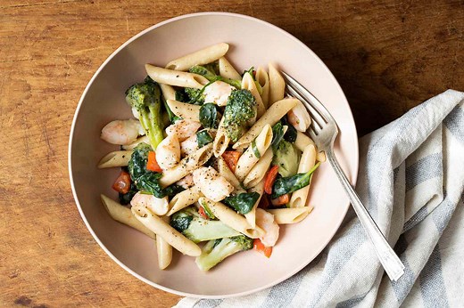 Creamy One-Pot Penne Primavera with Shrimp