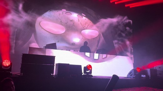 Welcome to my nightmare 😈 1, 2… Freddy’s coming for you. @Angerfist #fyp #creamfields #angerfist #maskedmadman #hardcore #hardcoremusic #rave #raversoftiktok #ravergirl #hardtechno #hardmusic #mastersofhardcore #ravemusic #raving #freddy #hardstyle #hardandfast #hardbass #beats