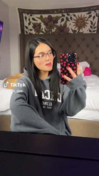 myah🧛‍♀️ (@myah_guz)’s videos with original sound - R&B trait.co