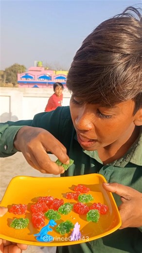 Sour Gummi Bears Challenge | Gummy Bear Marshmallows #rockpaperscissorordarechallenge #shorts #viral