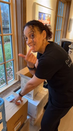 From first inquiry to last pour, we make your bar the easiest part of your event. ✨  Now booking weddings, private parties, corporate events…. all celebrations big or small in the MA or New England area.  #MobileBar #EventPlanningMadeEasy #LuxuryEvents #StressFreeEvents #BookTheBar | On the Rocks and Road: Premium Bartending Services | Facebook