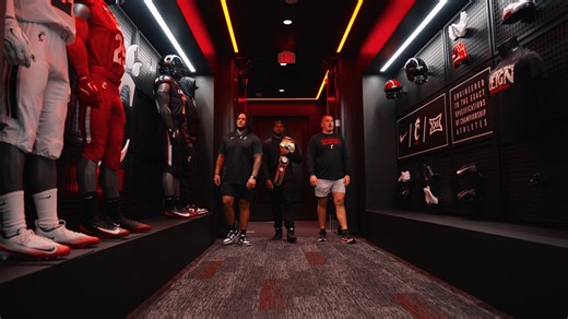 Cincinnati's own, Angelo Dawkins 👏 Time for a full weekend of WWE & Bearcats action | Cincinnati Bearcats Football