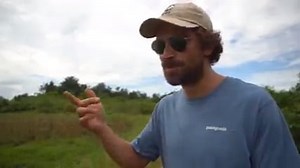 Iquitos es una de las ciudades más auténticas del Perú. Esta llena de sabores, colores, imágenes alucinantes y una gente con un corazón alegre por naturaleza. Acompáñanos en esta aventura y ayudemos a reactivar el turismo en el Perú! Siempre con la rica música de Infopesa | Viaja y Prueba