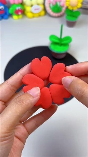 Make a beautiful handmade flower with clay in 30 seconds#clay #crafts #diy