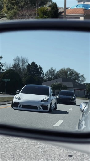 Mr.Outside in the Static Tesla ⚡️ @taywavy #staticstruggle #merch #partsdistributor #ForDom #eventplanner