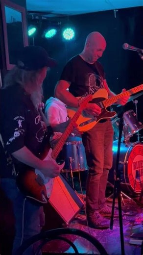 Souvenir Pub Limoilou Blues Bar | René Verreault & Greg Michaud | Duo Guitard | #rogerkméra #duos