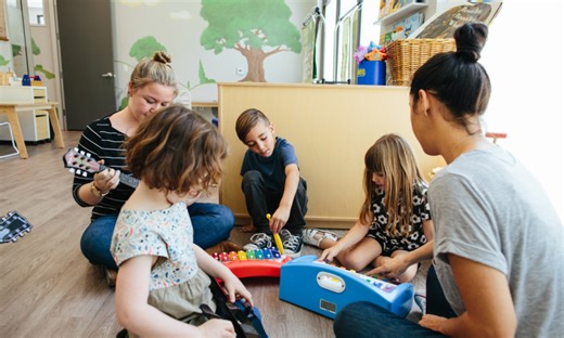 Assistant Teachers Key to Early Education, Yet State Policies Don’t Reflect That
