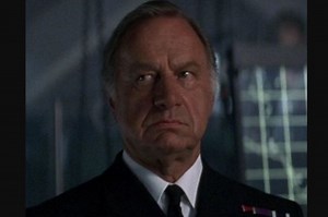 Hollywood Kembali Berduka, Aktor James Bond Geoffrey Palmer Meninggal Dunia pada Usia 93 Tahun