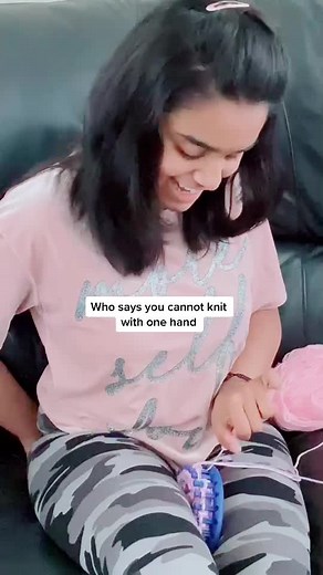 So proud of myself which one is your favorite ppl can still nit with one 🖐 #cerbralpalsy #preciousfalak#nitting#foryou#foeyoupage#viral #share#fyp#f