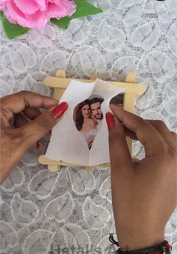 DIY Photo Frame Ideas Using Ice Cream Sticks