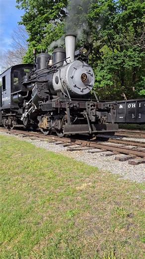 Oddly Geared Climax Locomotive Performs Depot Move at Cass, WV