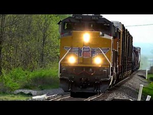 Union Pacific SD70ACe Leads Norfolk Southern Train 4K UHD