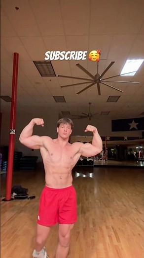 Fitness flexing and dancing