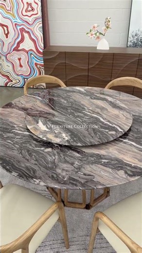 Flowing Amber Round Table