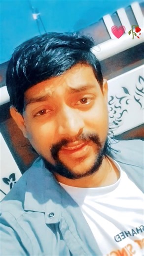 Aag Chahat Ki lag jayegi 💞🥀 #bollywood #song #love #hindisong #itsmeissie #2026 #shorts #popularsong