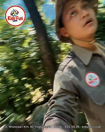 Ada yang baru di Jurassic Park @kids_fun_yogyakarta Rasakan sensasi berjalan antara dinosaurus seperti Brontosaurus yang menjulang tinggi dan Ankylosaurus dengan armor tangguhnya. Bukan sekadar wahana, ini pengalaman yang bikin imajinasimu jadi nyata ! Yuk, ajak keluarga dan rasakan keseruannya ! #dinosaurus #brontosaurus #ankylosaurus #jurassicpark #kidsfunpark