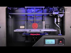 MakerBot Replicator 2 3D printer (In English)