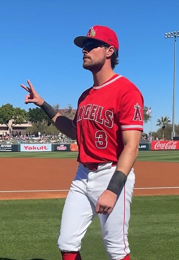 let the games begin 🌵 #LAASpring #MLB | MLB Baseball League