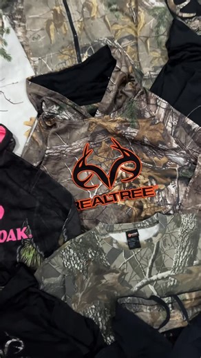 PD.STYLE on Instagram: "REALTREE 🍂"