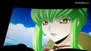 Un extracto del epílogo de la tercera película recopilatoria, "Code Geass III - El Camino del Imperio". grabado desde una cámara. Recordemos que el lanzamiento del DVD/BD de esta película es el 26 de septiembre, es decir, en prácticamente nada. No son muchos los diálogos que se presentan aquí, pero pueden activar los subtítulos para leerlos. Slaine Troyard | Code Geass: Lelouch Of The Rebellion