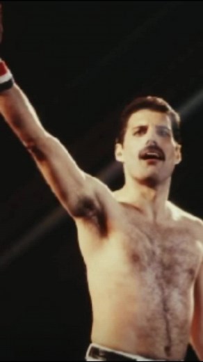 Queen's Live Performance of Tie Your Mother Down