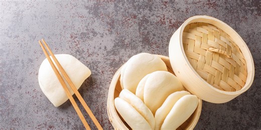 Fluffy home-made steamed bao buns recipe