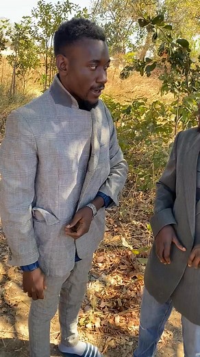 33K views · 2.2K reactions | Seriously listening to a stupid script 藍藍藍 | Parto Comed | Facebook