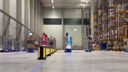 🔥 350 robots. 90 days. 60,000 orders per day.That’s how long it took The The Quality Group (brands ESN and More Nutrition) to fully deploy a fleet of 350 autonomous mobile robots from Locus… | Robert Smak | 13 comments