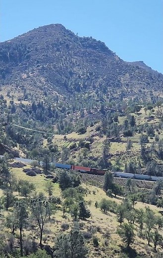 Tehachapi Loop as seen from California State Route 58 #california #autumn #october