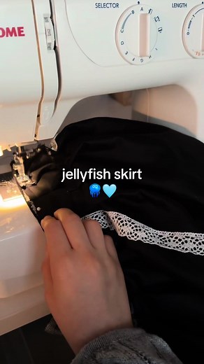 Creating a Jellyfish Skirt: Old School Lolita Fashion Tutorial