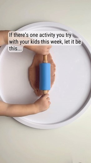 20 reactions | Play-dough sugar cookies are the perfect activity if you’re cooped up inside from the cold weather!❤️ The play-dough recipe and colored rice recipe can both be found on our FREE app Inspired Minds! See the link in the comments! ✨ | I Teach Tiny Humans | Facebook