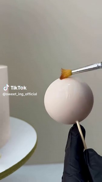 How to Make Glossy Chocolate Balls ✨🎈