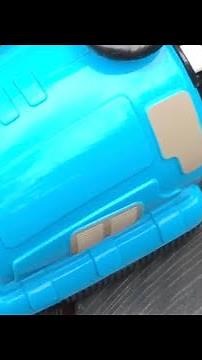 Teletubbies Noo Noo swaps Tubby Custard for Snail Goo