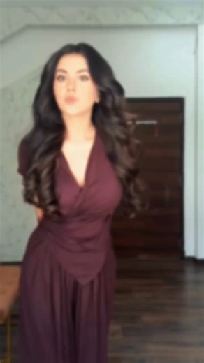 THE TECH CLUB on Instagram: "Microsoft’s new Microfluidic Cooling System is the future of AI & supercomputers! #NextGenTech . . . . #Microsoft #Innovation #FutureTech #AI #TechReels #MicrofluidicCooling #CoolTech #Technology #TrendingTech #InstaTech #TechNews #Engineering #NextLevel #FutureIsNow #SustainableTech"