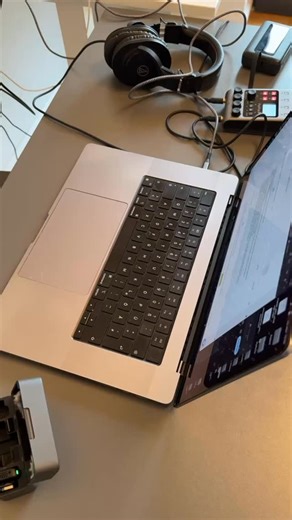 #podcast #live #von wegen Pause https://open.spotify.com/show/26X37vRQI6GWtr9zxxlLSf?si=8EPfCRPDQxGvUOPsRerGlA https://www.oeticket.com/eventseries/birgit-fenderl-4010630/?affiliate=I4I#calendar-start=2026-03 | Birgit Fenderl