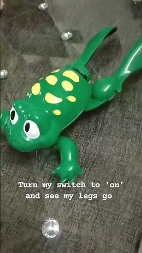 Hamleys Swimming Frog is an amazing bath toy. #hamleys #swimmingfrog #bathtoy #funtoys #bathfuntoy