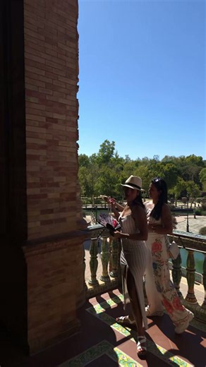 Breathtaking Plaza de España! #Seville