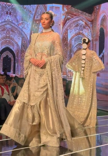 HSY Show Highlights at NEO HUM Bridal Couture Week
