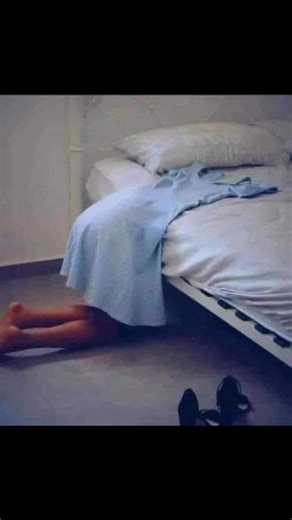 “In the last Quarter of Life” A lot of us are in the last quarter of life and I share without politics, religion, race cards. Just gentle thoughts:You know, time has a way of catching you off-guard about how quickly it travels. It feels like just yesterday that I was young and ready to start adult-life. And in a way it feels like eons ago, and I wonder where the years have gone. I know I lived them all.I remember all my hopes and dreams. I remember the plans I made. And suddenly, here I am in th