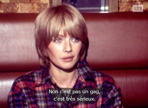 2.5M views · 13K reactions | Dégommeuse des travers de la modernité, la créatrice de bandes dessinées Claire Bretécher a tiré sa révérence à l’âge de 79 ans. A Genève en 1977, la célèbre dessinatrice répond sans fard aux questions de la TSR. | Les archives de la RTS | Facebook