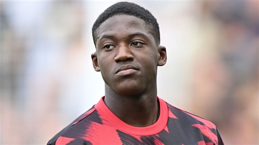 Man Utd ready to offer Kobbie Mainoo PLUS cash for Real Madrid star with Ruben Amorim unwilling to place trust in England international | Goal.com Australia