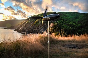 Portable Wind Turbine Charges Handheld Electronic Devices Off-Grid - CleanTechnica