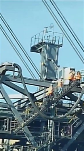 Logística del Futuro ⚙️ | Robots Inteligentes Redefiniendo Almacenes Automatizados