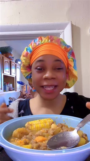 Cooking with fruity today we eating pork stew #cooingwithfruity #fyp #vincytiktokers🇻🇨🇻🇨 #tiktokcooing #pork