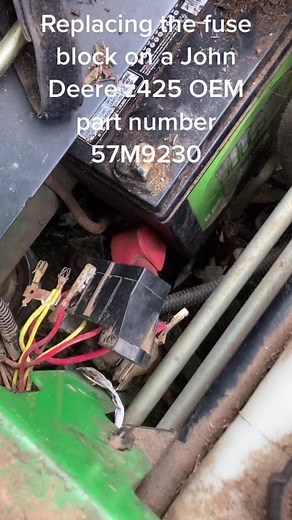 Changing the fuse block on a John Deere z425. OEM part number 57M9230.