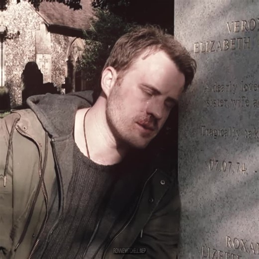 in another life roxy and sean lived happily ever after and got to live the life they deserved together #seanslater #roxymitchell #eastenders #fyp #ae cc ianvfx//panning onxlyosiel//scenepack editingscenesspacks roxy mitchell edit sean slater edit roxy and sean edit eastenders edit hot roxy mitchell edit sean slater eastenders
